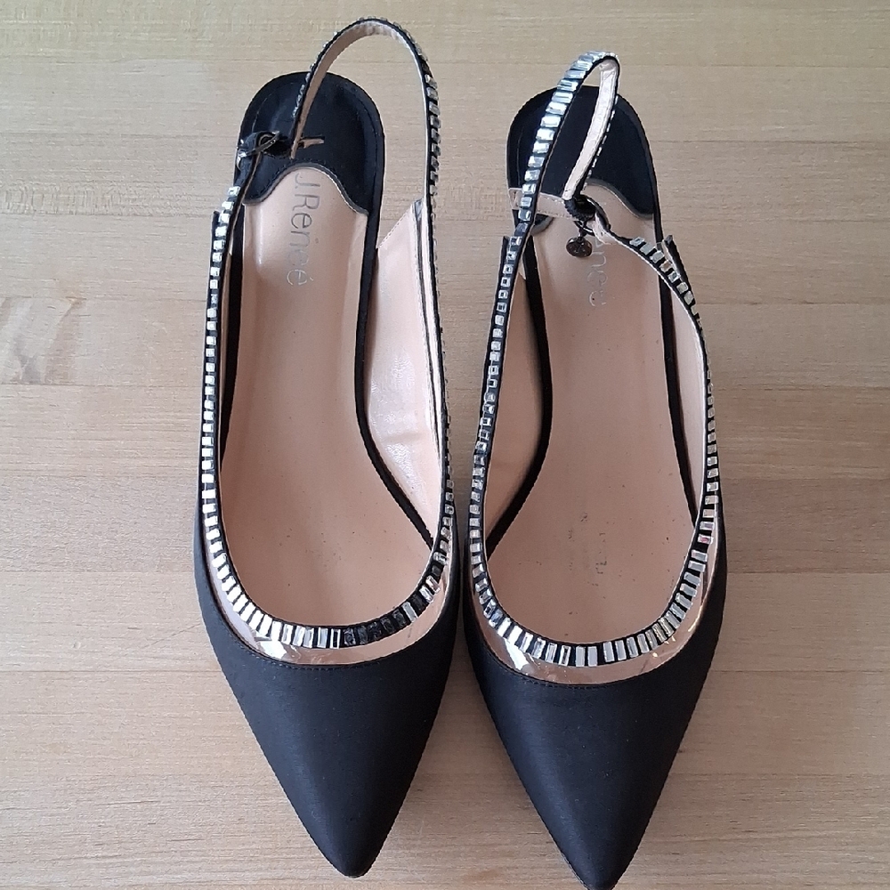 Chic Black Slingback Heels